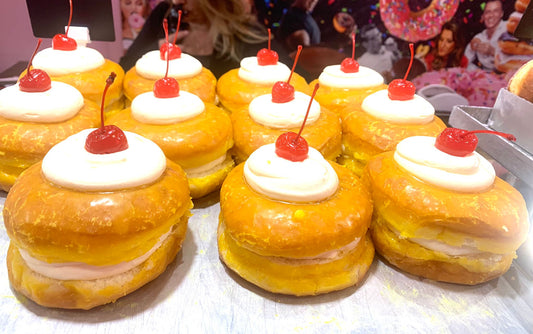 Pineapple with Cream